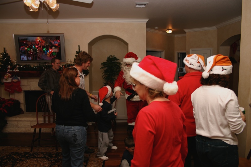 Hildebrand Christmas ScreenSaver/800x600_2006-12-24 Christmas Eve 97.jpg